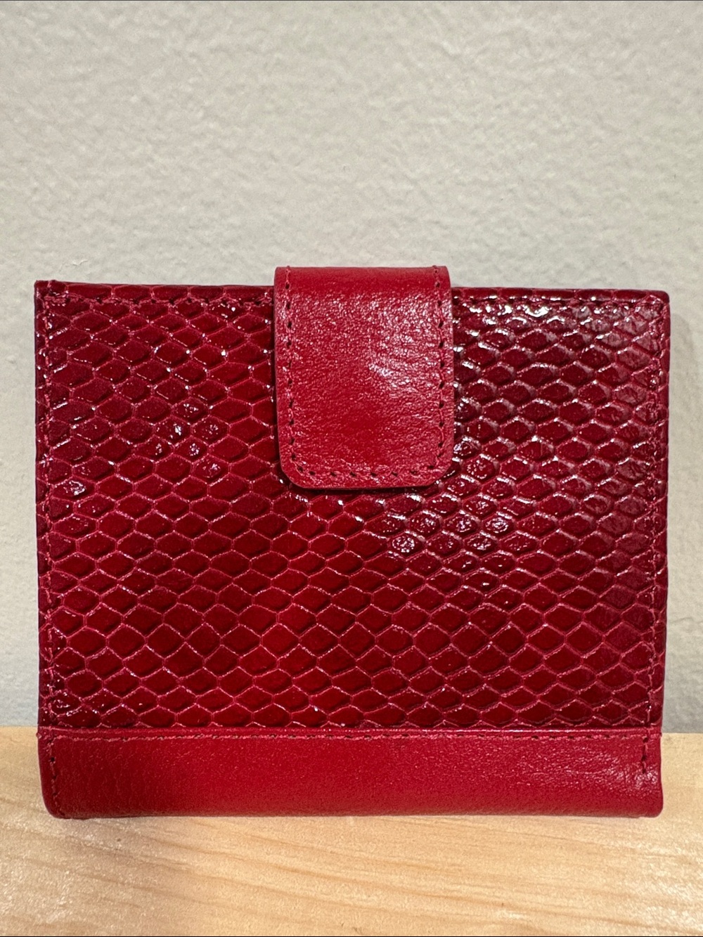 Red Textured Women's Wallet - Classic Compact Design